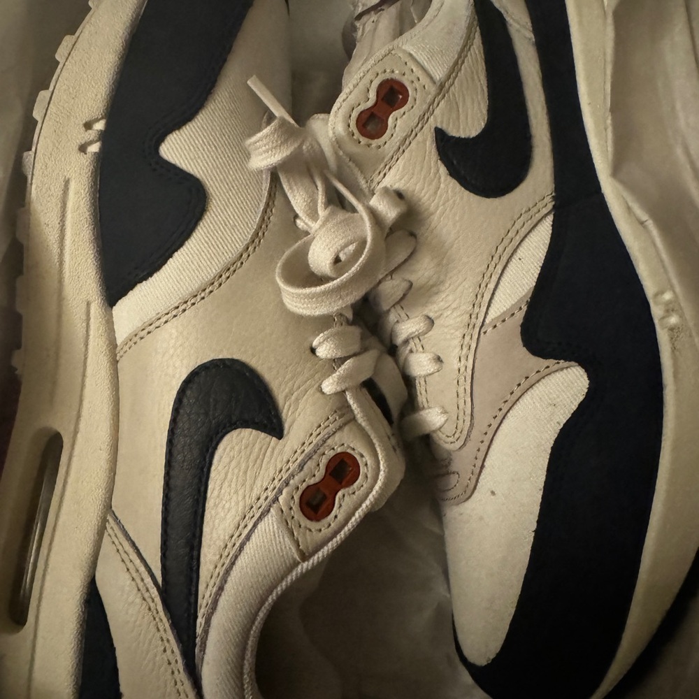 Navy Blue Nike Air Max
